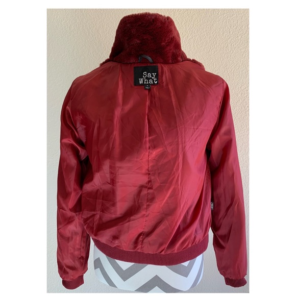 Excellent pre-owned super soft plume color faux fur 2 side pockets zipper jacket - Picture 7 of 9